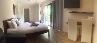 База отдыха Mapleton Cabins & Caravan Park